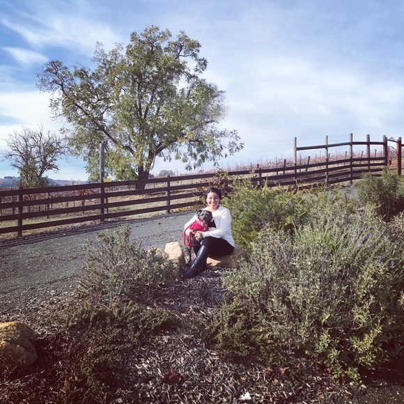 Meet Your Posher, Jessikah ❤️ - Picture 3 of 3